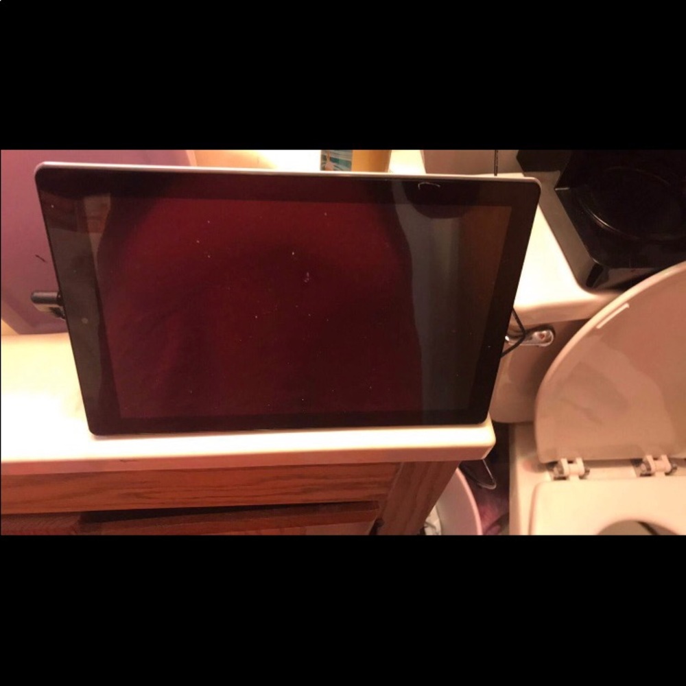 Two in one tablet laptop